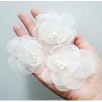 Arranjo Floral com 3 Presilhas em Organza - TII0483